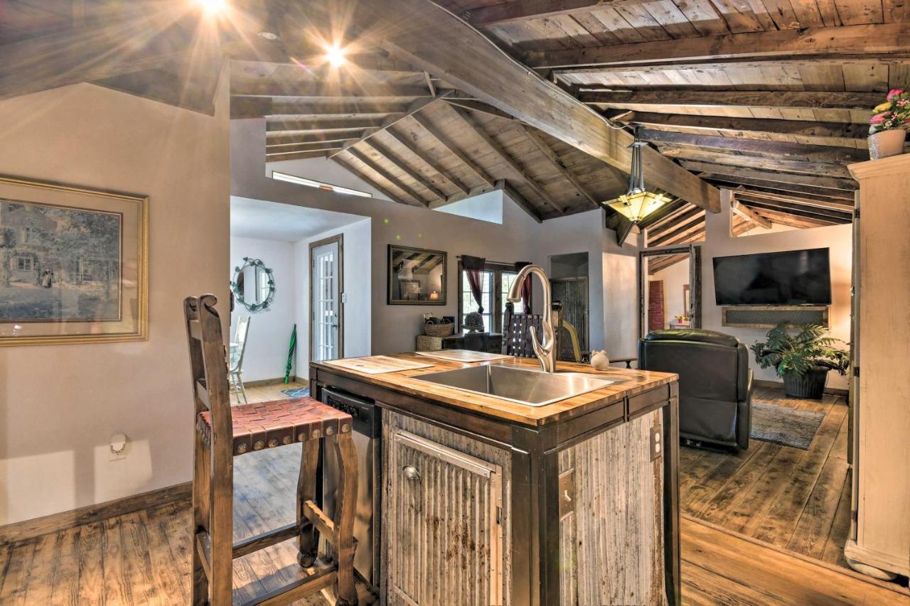 Rustic Chic Home About 1 Mi To Dtwn Hot Springs! Εξωτερικό φωτογραφία
